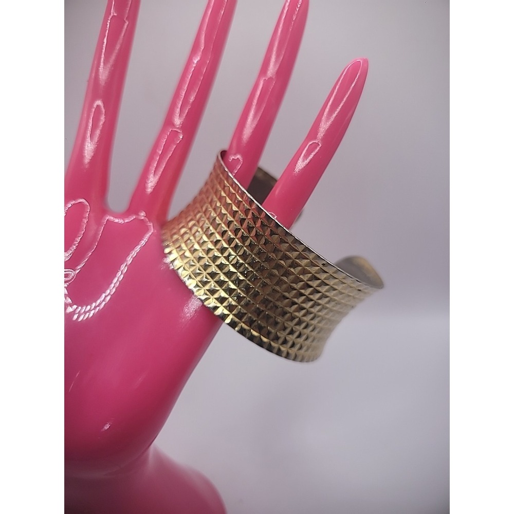 Vintage A.V. Max Bracelet Cuff Gold Tone Geometric Design Jewelry Costume
